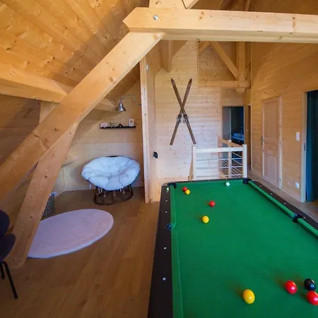 De La Vallee De Chaudefour Chalet